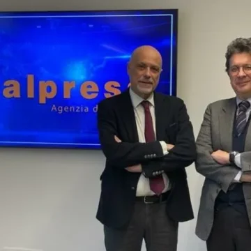 Italpress, visita di cortesia alla redazione di Milano per il procuratore capo Viola