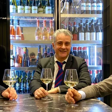 AVVINAMENTI 2023: Al via un nuovo progetto di valorizzazione vinicola dedicato alle Cantine di tutta Italia di Mariella Belloni