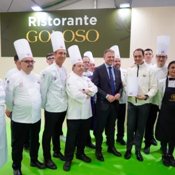 A Vinitaly la premier Giorgio Meloni incontra gli chef della FIC