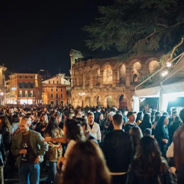 Torna Hostaria, il festival che porta a Verona vino, arte, attenzione ambientale e solidarietà