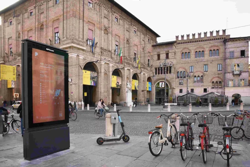 Parma Innovativa: Sette Nuovi Schermi Digitali Rivoluzionano la Città”
