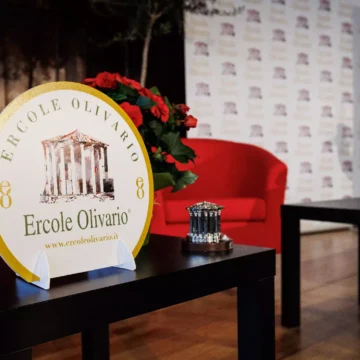 Le candidature per “La Goccia d’Ercole: Premio Nazionale Ercole Olivario 2024 – XXXII edizione