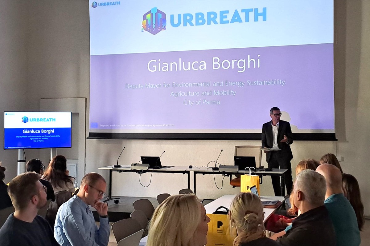 L'intervento dell'assessore Gianluca Borghi all'assemblea di URBREATH