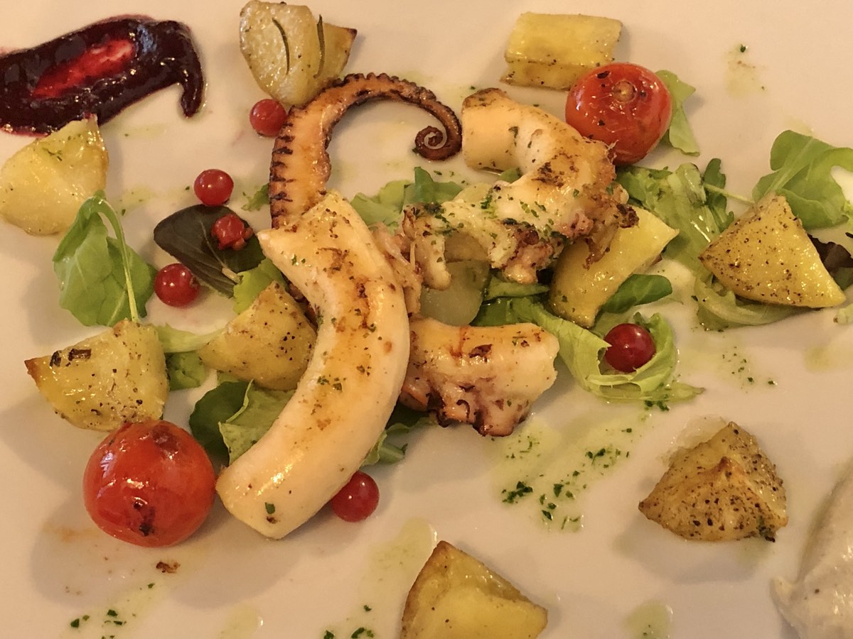 Polpo con verdure – Hosteria la Bottega del Po