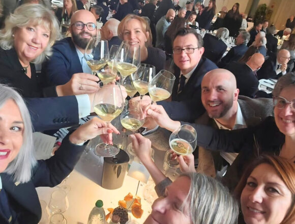 Pranzo degli Auguri di AIS Emilia a casa Pavarotti, domenica 29 novembre a Modena