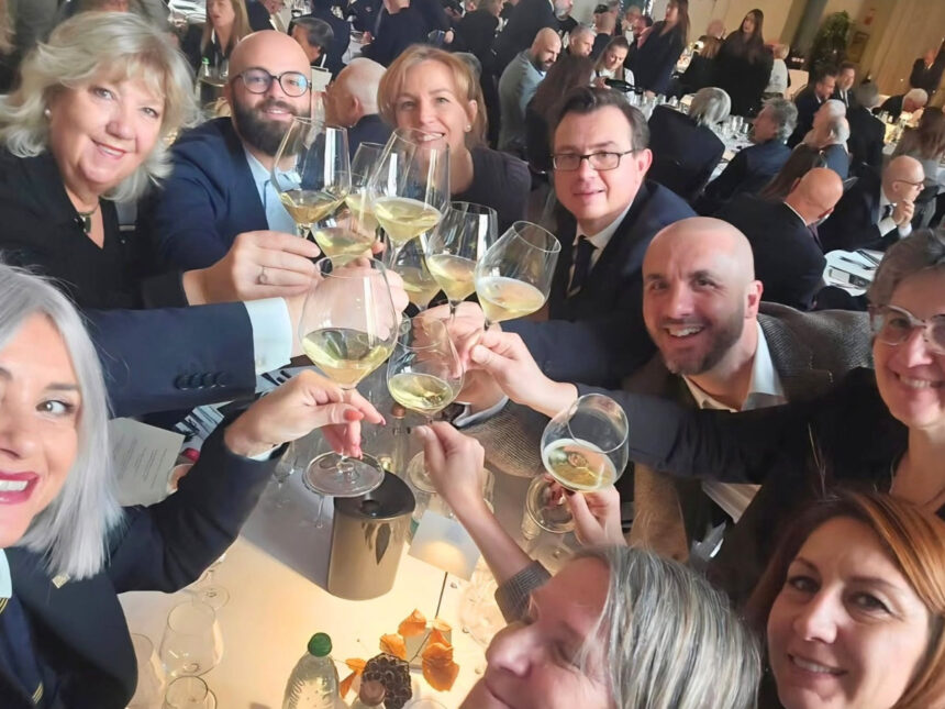 Pranzo degli Auguri di AIS Emilia a casa Pavarotti, domenica 29 novembre a Modena