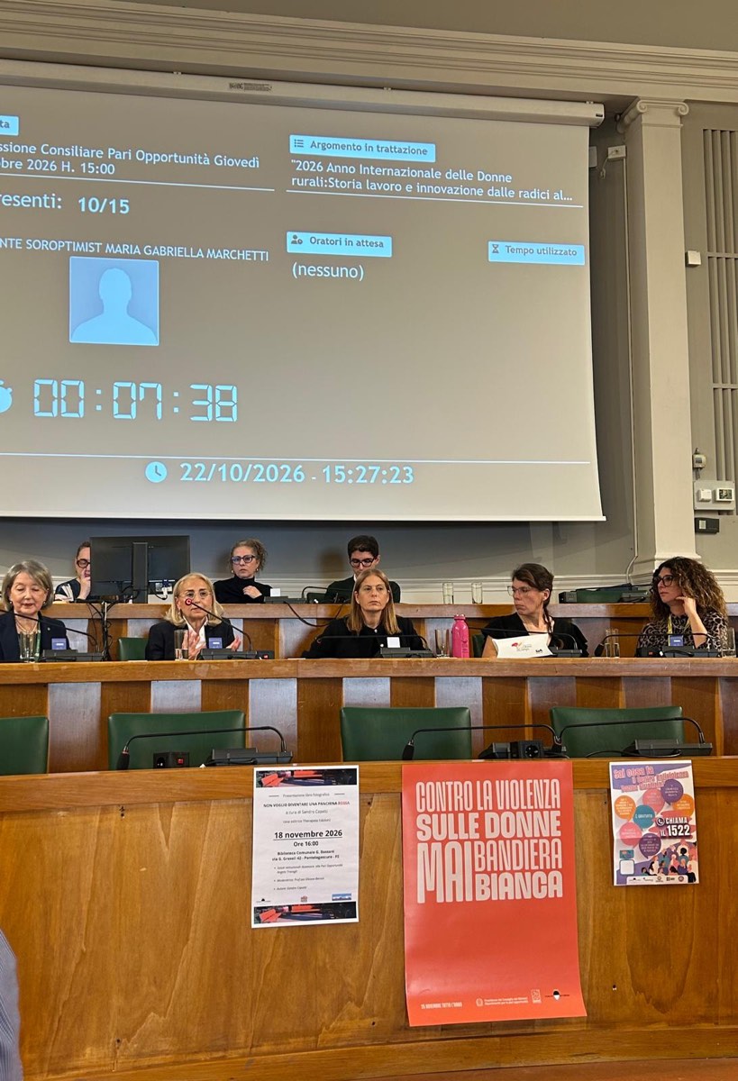 Le relatrici al tavolo della Commissione